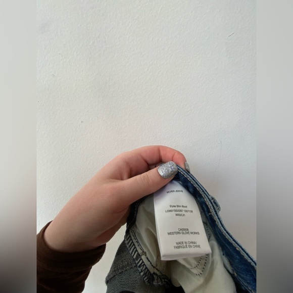 Silver Jeans Elyse Slim Boot Jeans - Picture 6 of 8